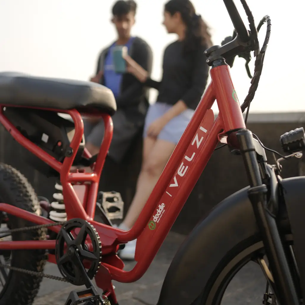 Velzi Scarlet Red - Image 5